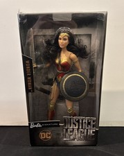 Barbie signature justice - signature,