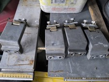 Charnières De Portes Arrières Renault Trafic 1