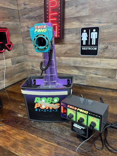 Newgy robo pong 1000 - pong, robot
