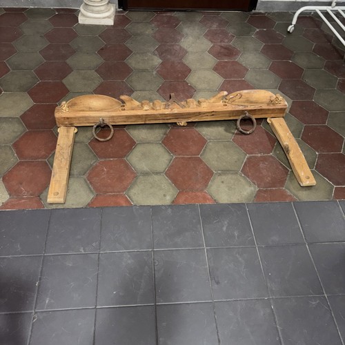 Antico giogo per buoi con - giogo,