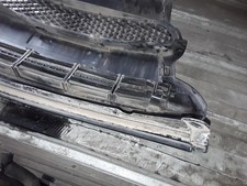 PARAURTI ANTERIORE CENTRALE