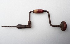 Trapano manuale con punta vintage