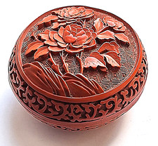 VINTAGE CHINESE CARVED FLORAL