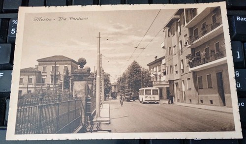 Cartolina mestre via - mestre,