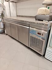 forno elettrico 2 bocche kw. 9,5 Italforni, banco frigo 3 Porte piano da lavoro