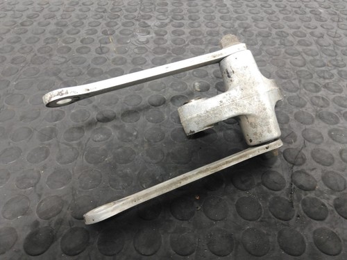 Attacco ammortizzatore suzuki - attacco,