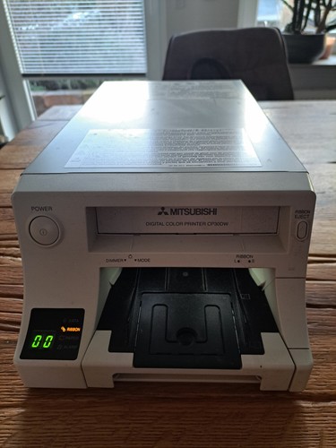 Mitsubishi cp30dw stampante - mitsubishi,