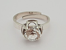 Anello In Cristallo Di Rocca