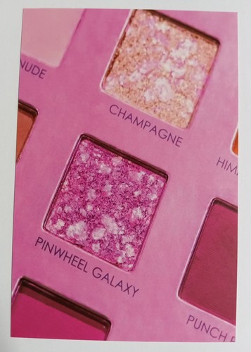 Palette ombretti trucco swatch
