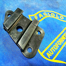 STAFFA LANCIA DELTA PARAURTI A/Dx. P/Sx. TAMPONE DISTANZIALE LANCIA DELTA EVO