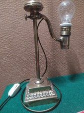 Lampada da scrivania in ottone, prima meta'900 con braccio regolabile in altezza