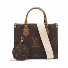 Louis Vuitton Monogram Giant