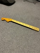 Collo e sintonizzatori Fender