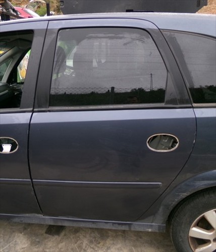 Puerta trasera izquierda opel - trasera,
