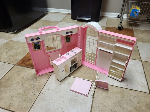 Barbie happy family - barbie,