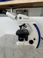 Microscopio binoculare Zeiss
