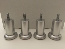 Piedini in alluminio per mobili o divano H 8 cm, vite 10 MA