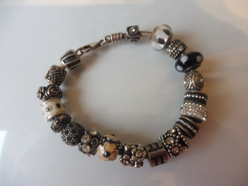 Bracciale molto bello - molto,