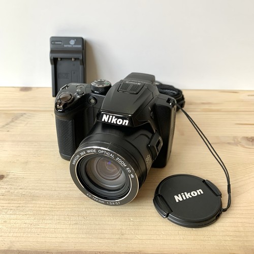Fotocamera bridge nikon - fotocamera,