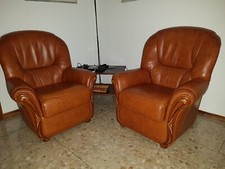 COPPIA POLTRONE VINTAGE ANNI 70 IN PELLE E LEGNO COLOR COGNAC - NUOVE - MILANO