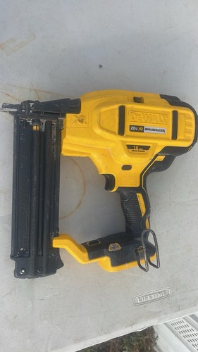 Dewalt 20v max chiodatrice - 20v,