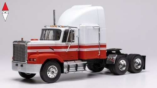 Ixo gmc general tractor - 1/43,