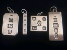 Lotto Job di 4 ciondoli