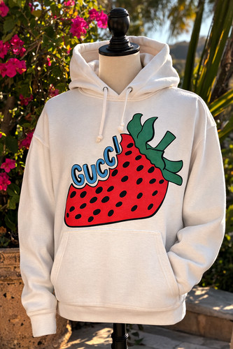 Used gucci strawberry print - gucci,