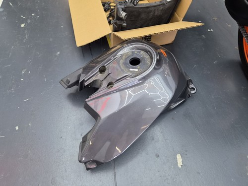 Serbatoio ktm superduke 1290r