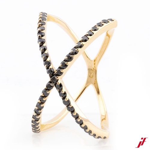 Anello con diamanti neri in - 45,