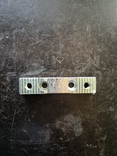 Piastrina supporto lama - piastrina,