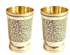 Bicchiere da bere in ottone al