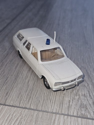 Solido peugeot 504 break - 23,