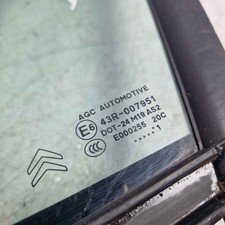 Vetro fisso triangolo portiera