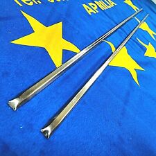 MODANATURA FIAT 850 SPECIAL  2pz.PROFILO ACC. PARAFANGO ANTERIORE FIAT 850 NUOVO