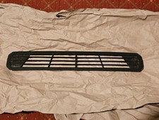 Alfa Romeo 33 griglia mascherina mostrina bocchetta aria cruscotto 60581396