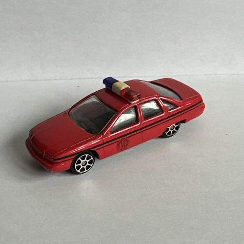 Voiture miniature maisto - voiture,
