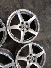 4 Cerchi in lega ETA BETA 17 pollici 5x114.3 et30