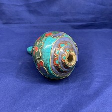 Conchiglia Orientale Con Inserti Di Pietre Semi Preziose