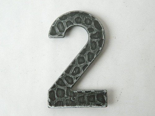 Numero civico due - numero, "