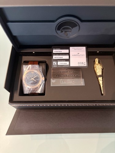 Hamilton khaki field - khaki, the