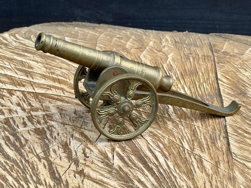 Pistola antica vintage - , ottone