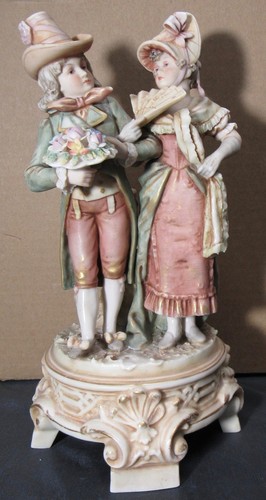 Coppia statuine royal - coppia, dux