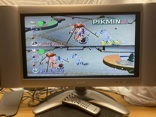 Raro monitor tv lcd - 🙇,