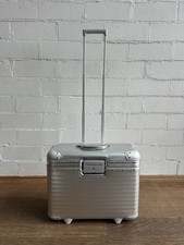 RIMOWA x Porsche TOPAS PILOT