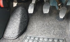 Tappetino Protettivo Per Pedana Poggiapiede Fiat 500 dal 2007 al 2020, Antracite