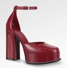 Louis Vuitton The Fame