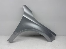 Alettone anteriore destro