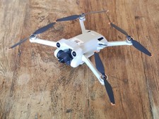 DJI Mini 3 Pro + 3 Batterie + Hub 3x + Filtri ND/CPL + RC-N1 – Perfetto