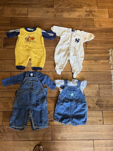 Lotto abbigliamento vintage